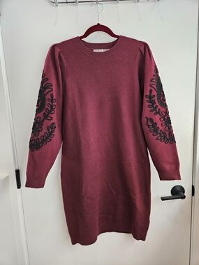 ESQUALO Wine Red Long Sleeve Knit Dress with Black Embroidered Sleeves